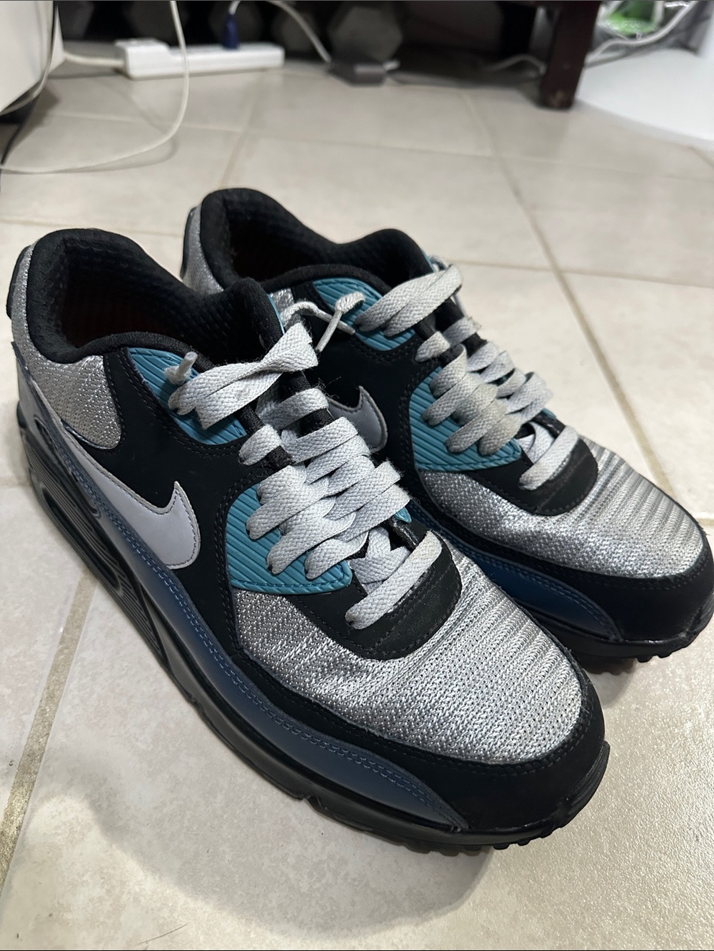 Nike Men's Sneakers in Silver, Teal, and Black